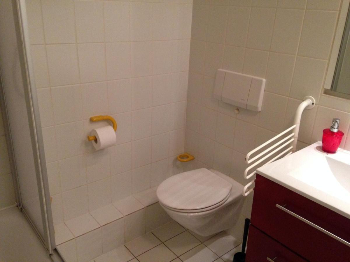 Haus Schoenwald Freiburg im Breisgau Szoba fotó